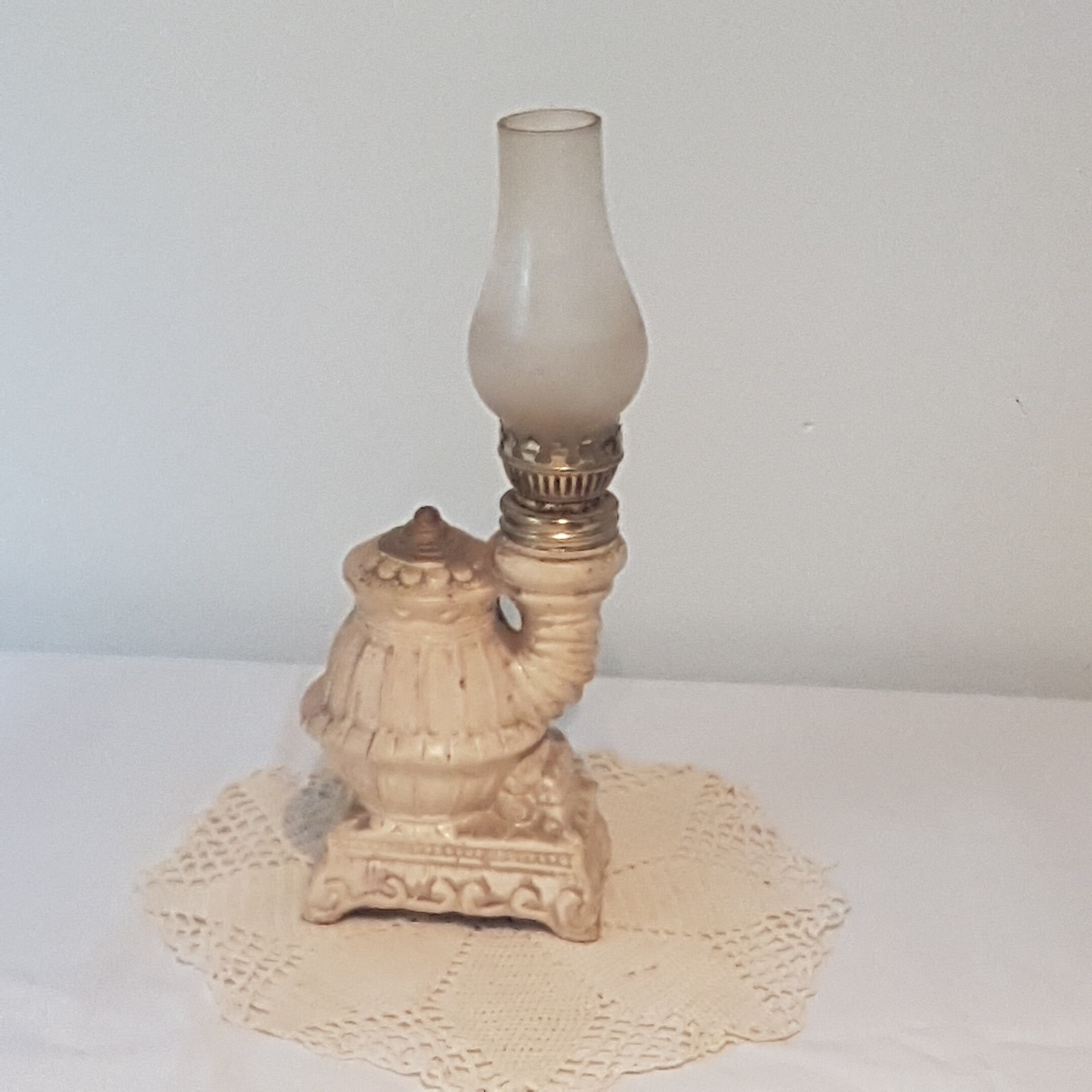 Mini Ceramic Pot Belly Stove Oil Lamp