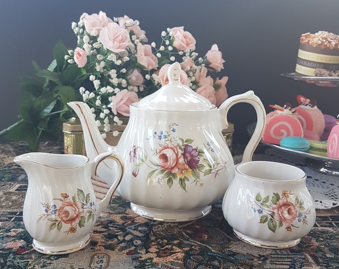 Vintage Sadler Windsor Floral Tea Set with Gold Trim - Teapot, Creamer, Sugar Bowl (5 Cup Capacity)