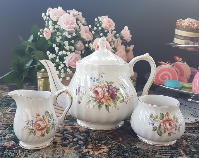 Vintage Sadler Windsor Tea Set, Teapot Creamer Sugar Bowl Set, 5 Cup Capacity, Floral, Swirled, Gold Trim, Made in China