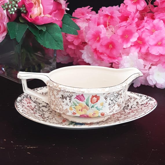 1930s Old English Sampler Gravy Boat with Saucer: Vintage H.K. Tunstall Tableware