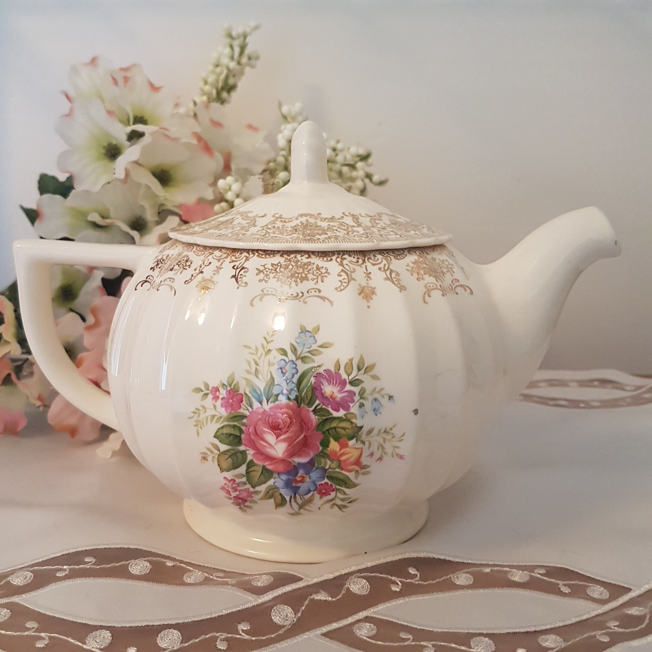 Vintage Rosalie Georgian China Teapot 6 Cups Gold Floral Chintz