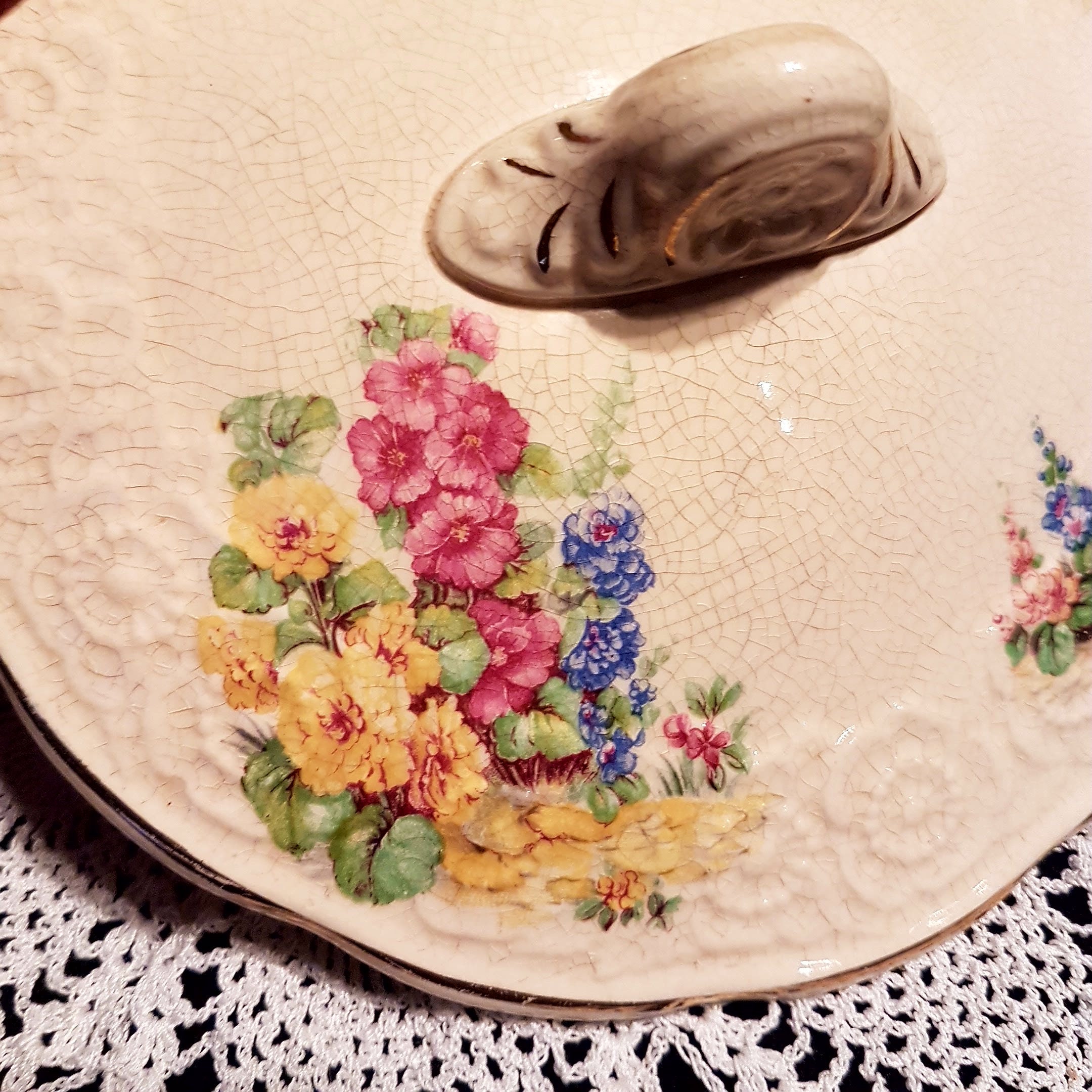 Lenox China Large Bowl Embossed Floral Pattern - Gorgeous ...