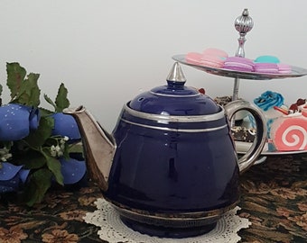 Vintage Teapot, Cobalt Blue DOME Tea Pot with Silver Lusterware, 7 Cup, Made in England