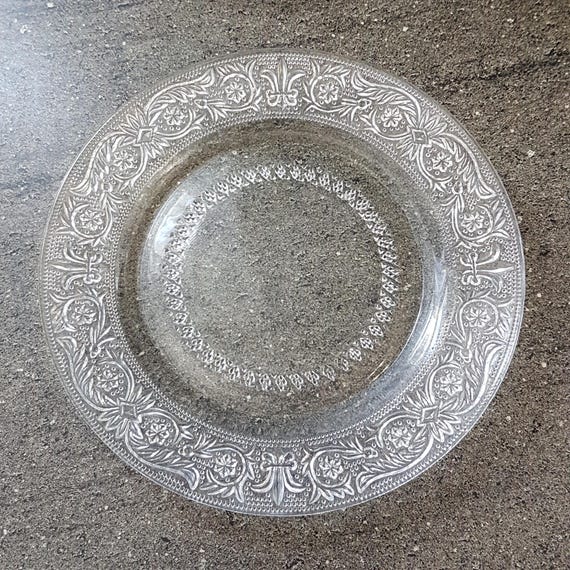 KIG Indonesia Clear Pressed Glass Dessert Plates with Fleur-de-Lis - Set of 4