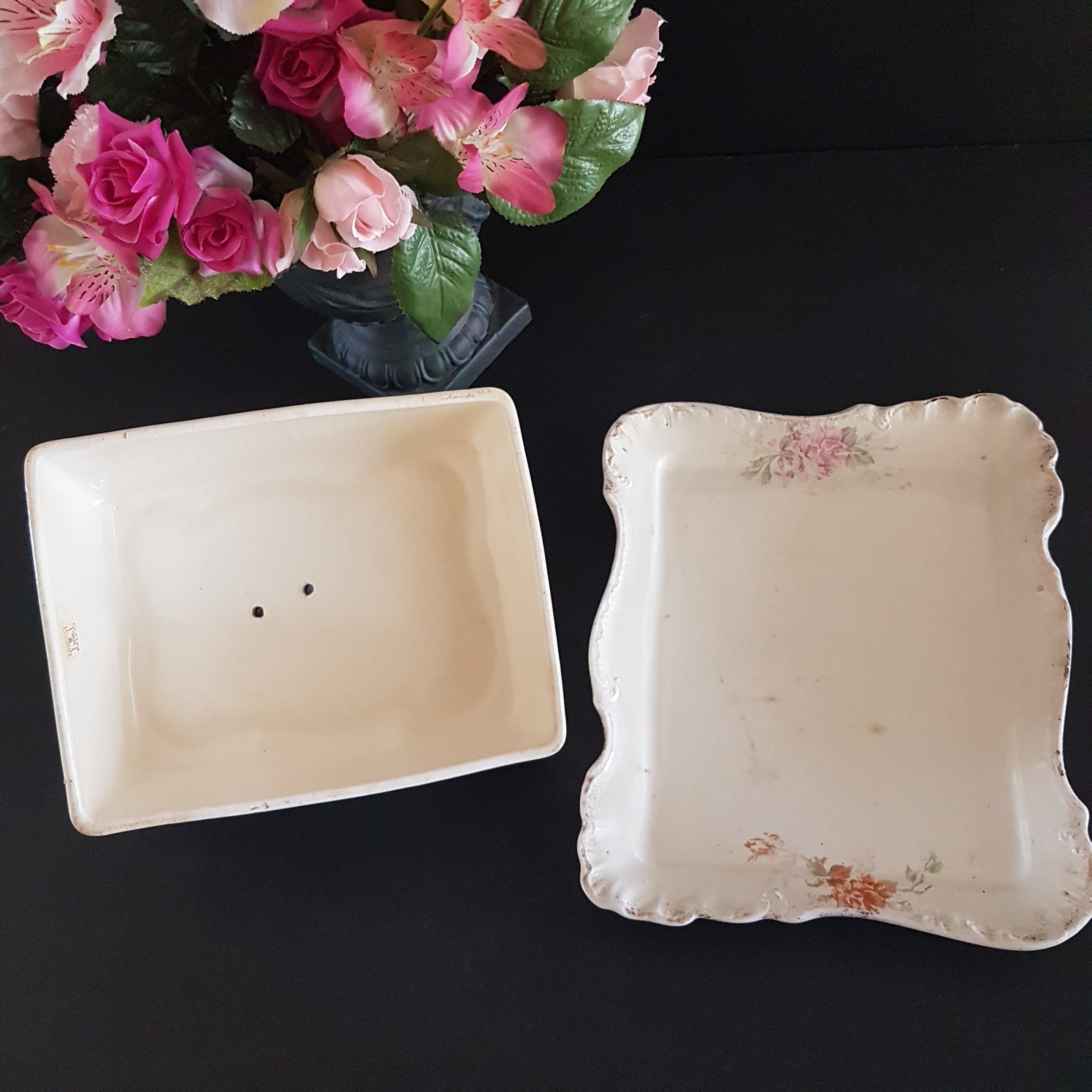 Antique Cheese Keeper, Franz Anton Mehlem Bonn Germany, Hand Painted