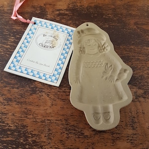 Brown Bag Cookie Art, Girl with Bunny, Brown Bag Cookie Mold, 1992 Hill Design with Pamphlet