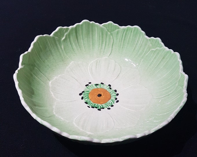 Vintage Royal Winton Grimwades BUTTERCUP Serving Bowl, Flower Majolica English Pottery, 1950s - CRAZING