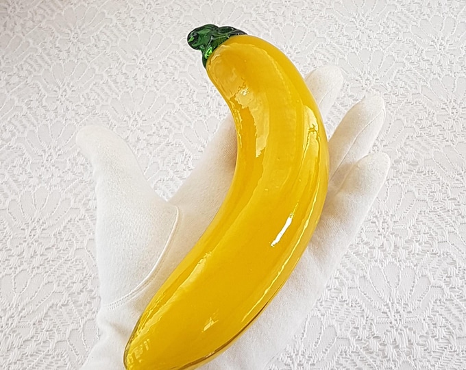 Vintage Murano-Style Glass Banana for Fruit Bowl or Paperweight