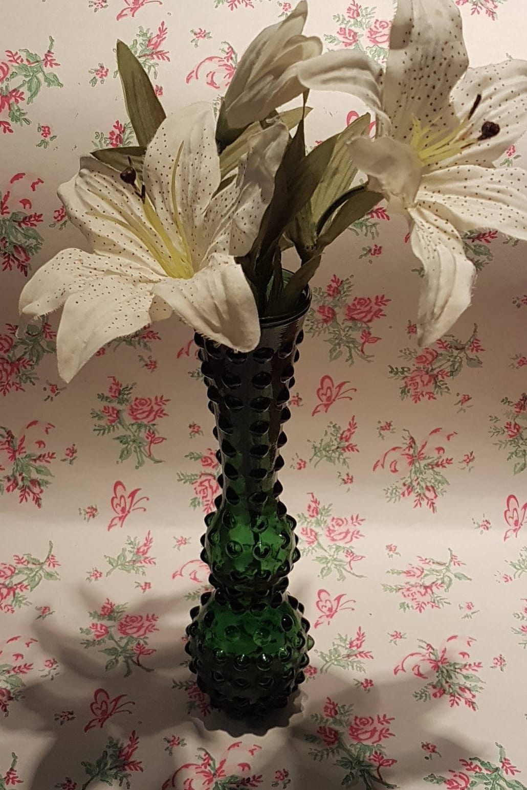 Vintage Green Hobnail / Bud Vase