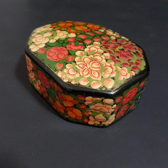 Vintage Kashmir Box: Handcrafted Lacquered Paper Mache, 22Kt Gold Floral Trinket Box