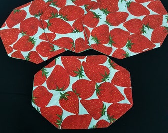 Strawberry Fabric Placemats, Quilted, Oval, Set of 4, Vintage Placemats, Summer Strawberries Decor