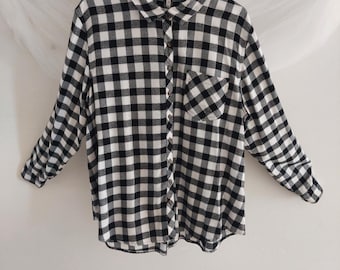 Maurices Black and White Buffalo Plaid Flannel Shirt Long Sleeve Button Up Classic Size