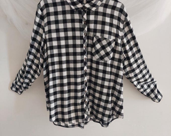 Maurices Black and White Buffalo Plaid Flannel Shirt Long Sleeve Button Up Classic Size