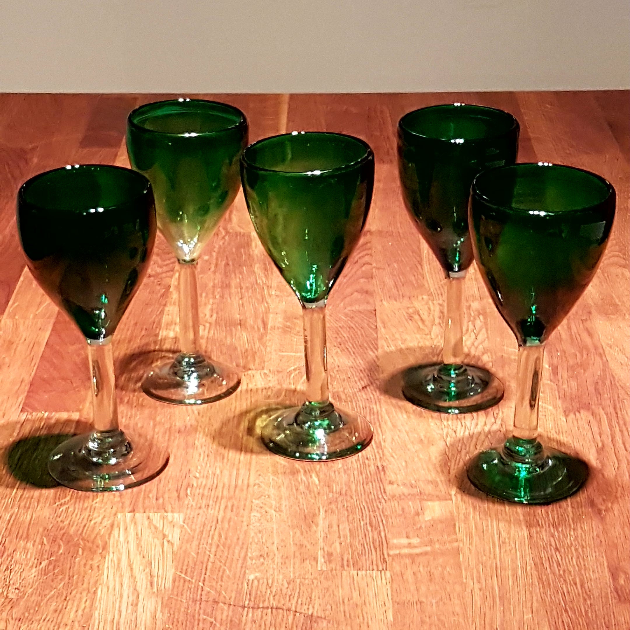 hand blown wine glasses hand blown wine glasses