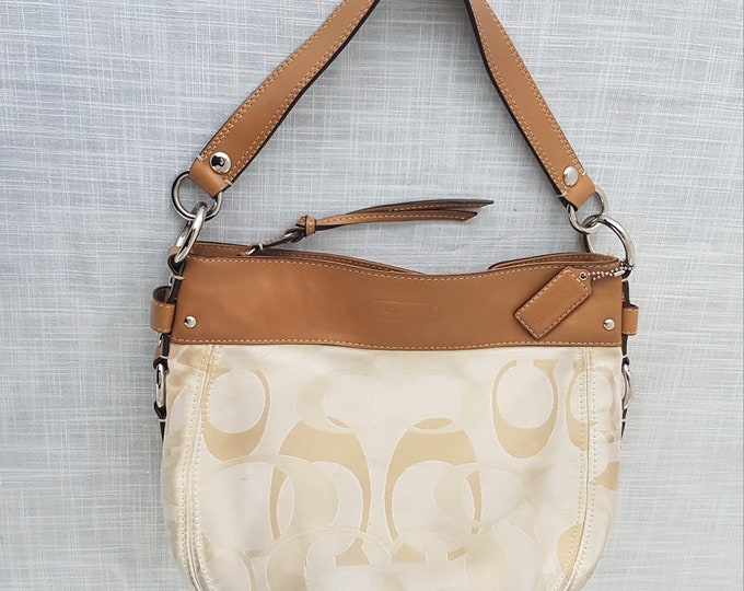 Vintage COACH C1082-F14711 Tan Beige ZOE Shoulder Bag, Canvas with Tan Leather Trim