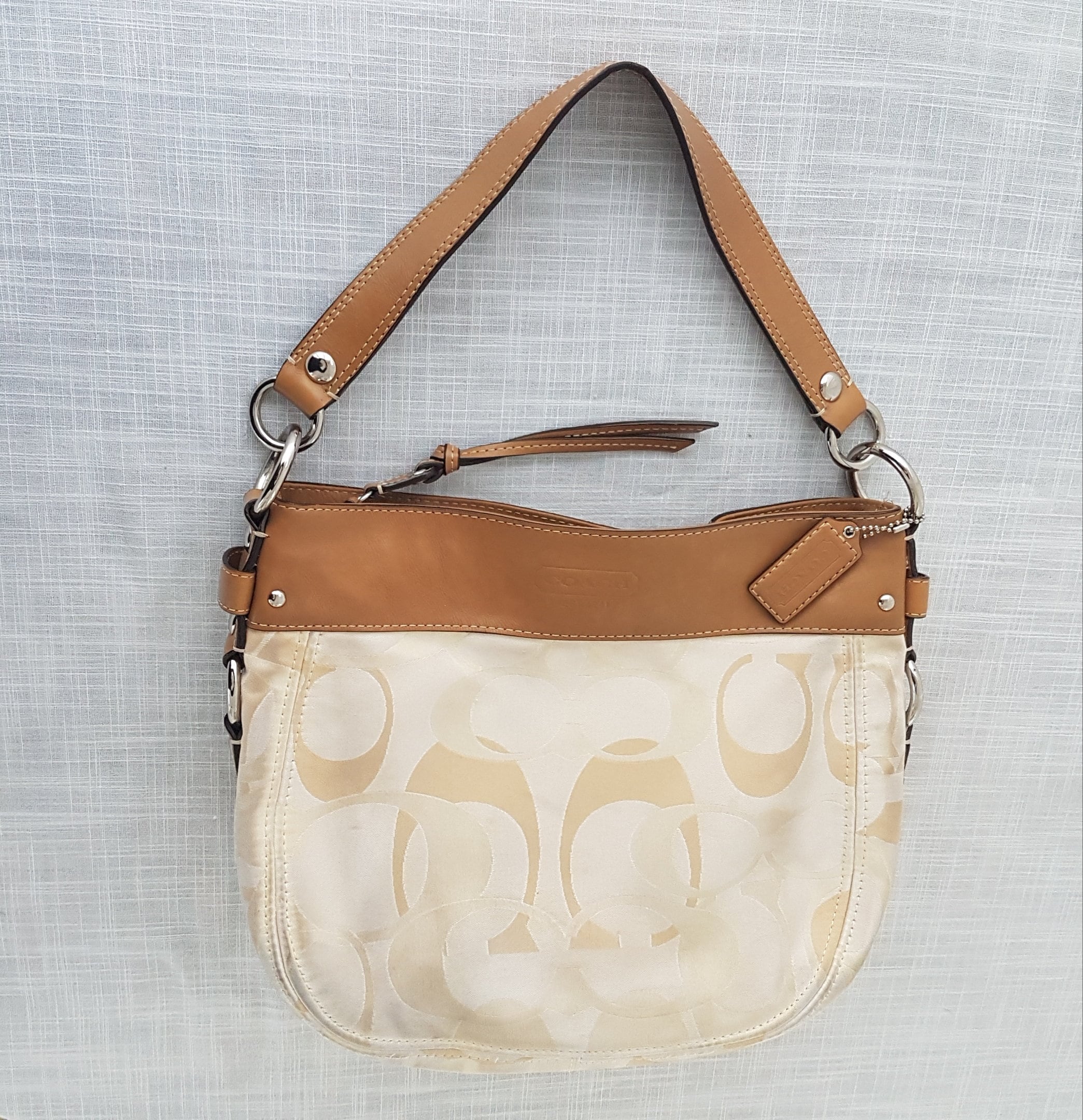 coach zoe hobo bag