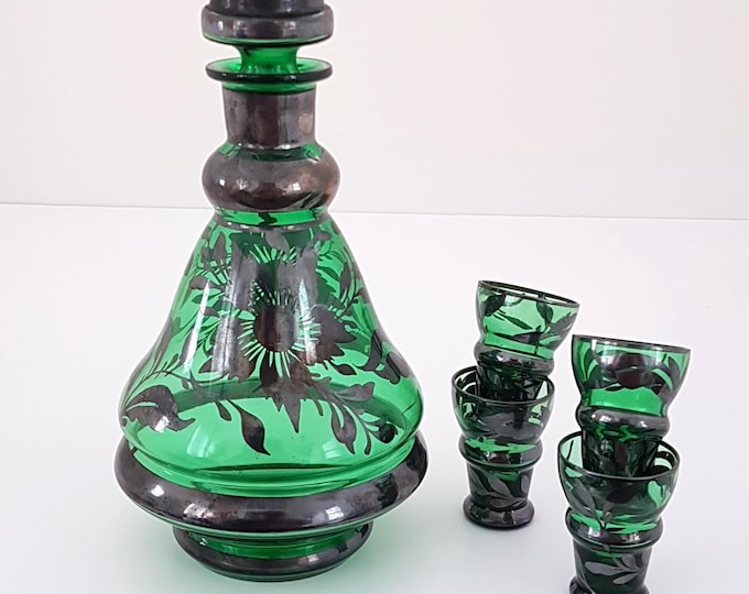 Emerald Green Italian Glass Decanter & 4 Shot Glass Set Made in Italy