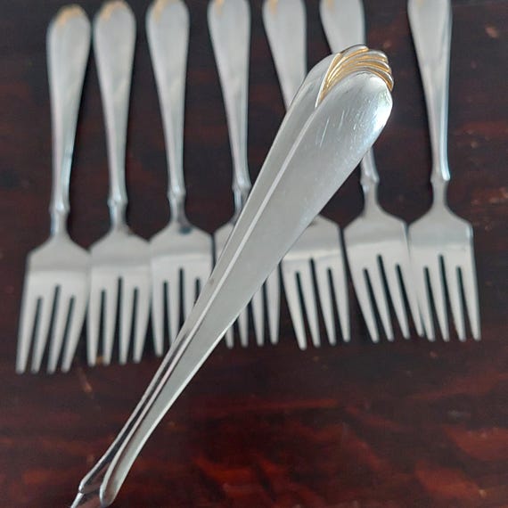 Set of 8 Vintage Stainless Steel Salad Forks – Japan Heritage Cutlery