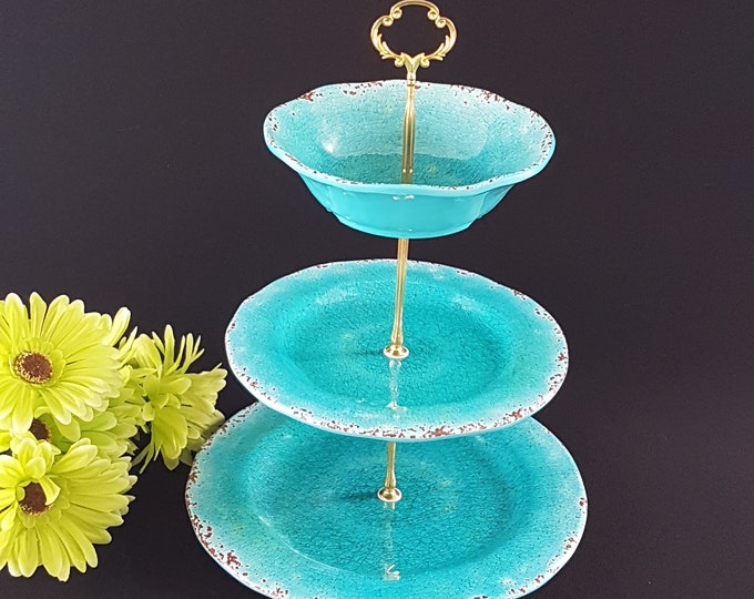 3 Tier Cake Stand, MELAMINE Pier 1 Carmelo Crackle Finish Plates and Bowl, Outdoor Entertaining, Tea Party