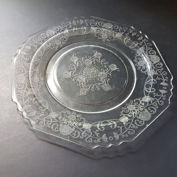 Hazel Atlas FLORENTINE #1 Clear Depression Glass Dinner Plate, 9.75 Inch, Poppy Flowers, 1930s