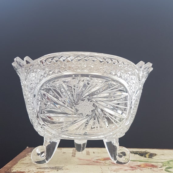 Vintage Pinwheel Crystal Rose Bowl Vase with Glass Flower Frog