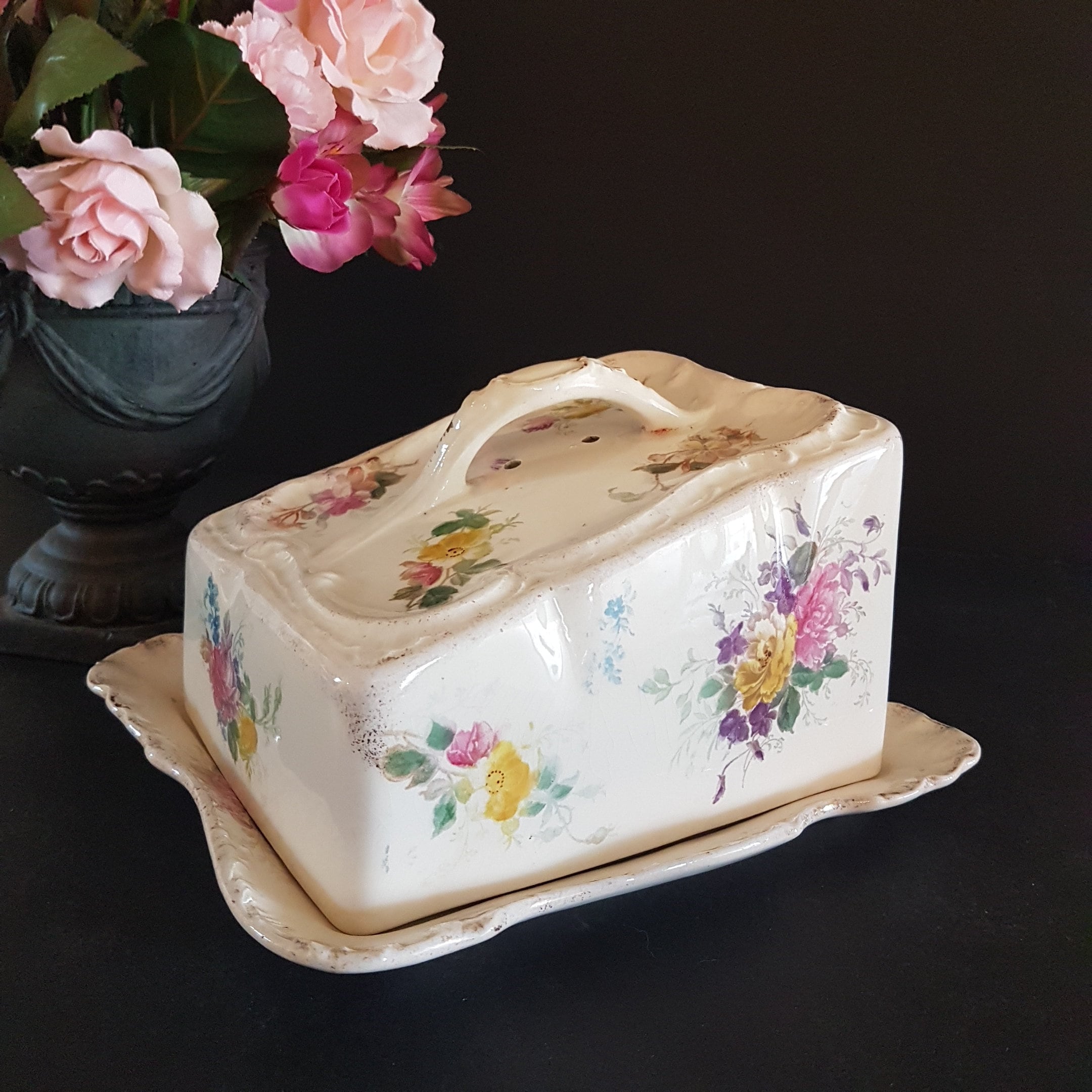 Antique Cheese Keeper, Franz Anton Mehlem Bonn Germany, Hand Painted