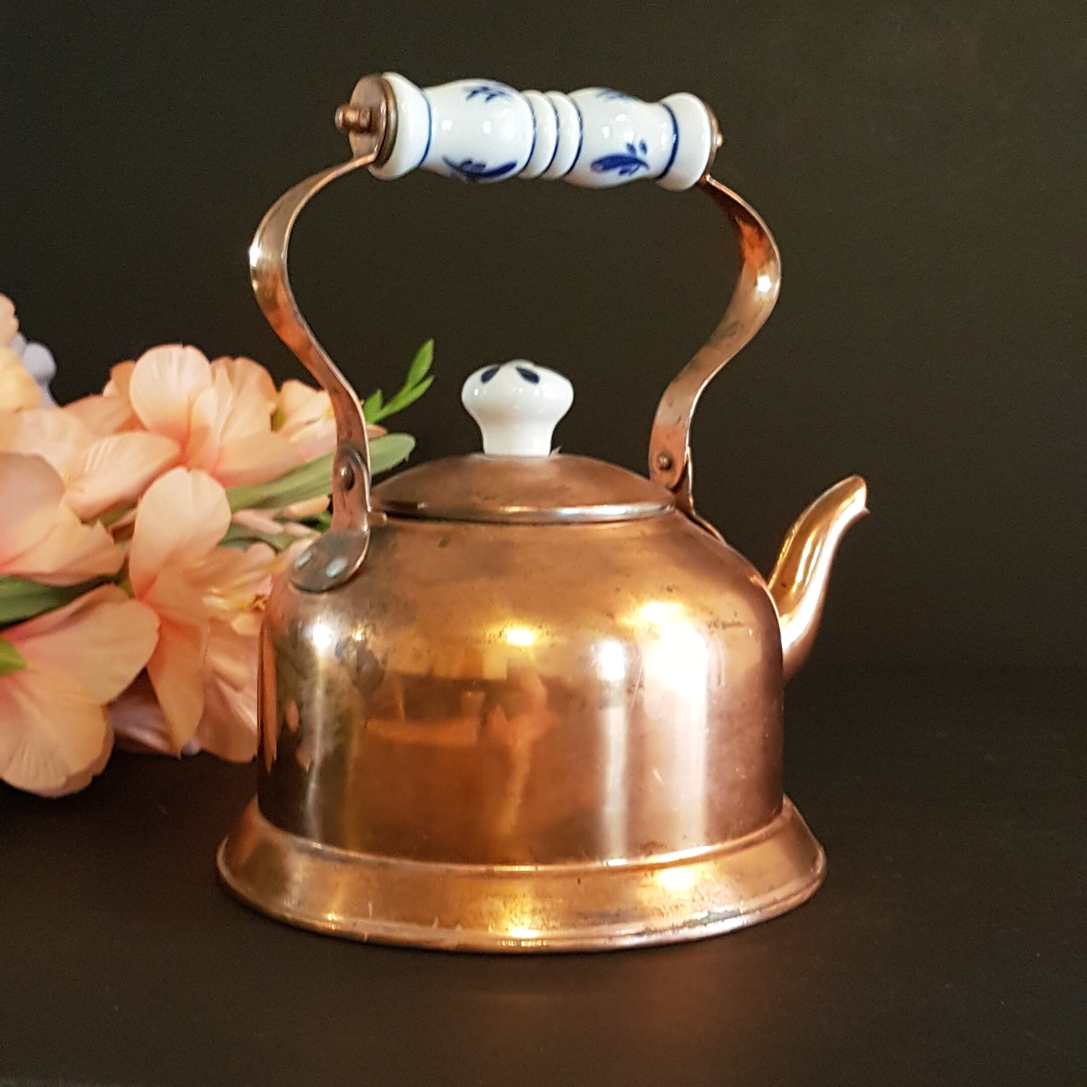 Vintage Copper Stovetop Tea Kettle Delft Blue Porcelain Handle & Lid