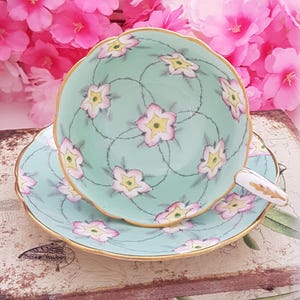 Conjunto de xícaras de chá de porcelana Royal Stafford: floral vitoriano, verde pastel