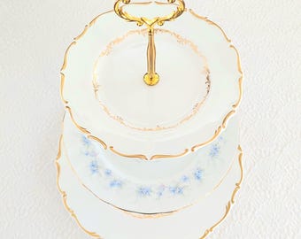 3-stöckige Etagere aus feinem Porzellan, Blau-Weiß-Gold-Serviertablett