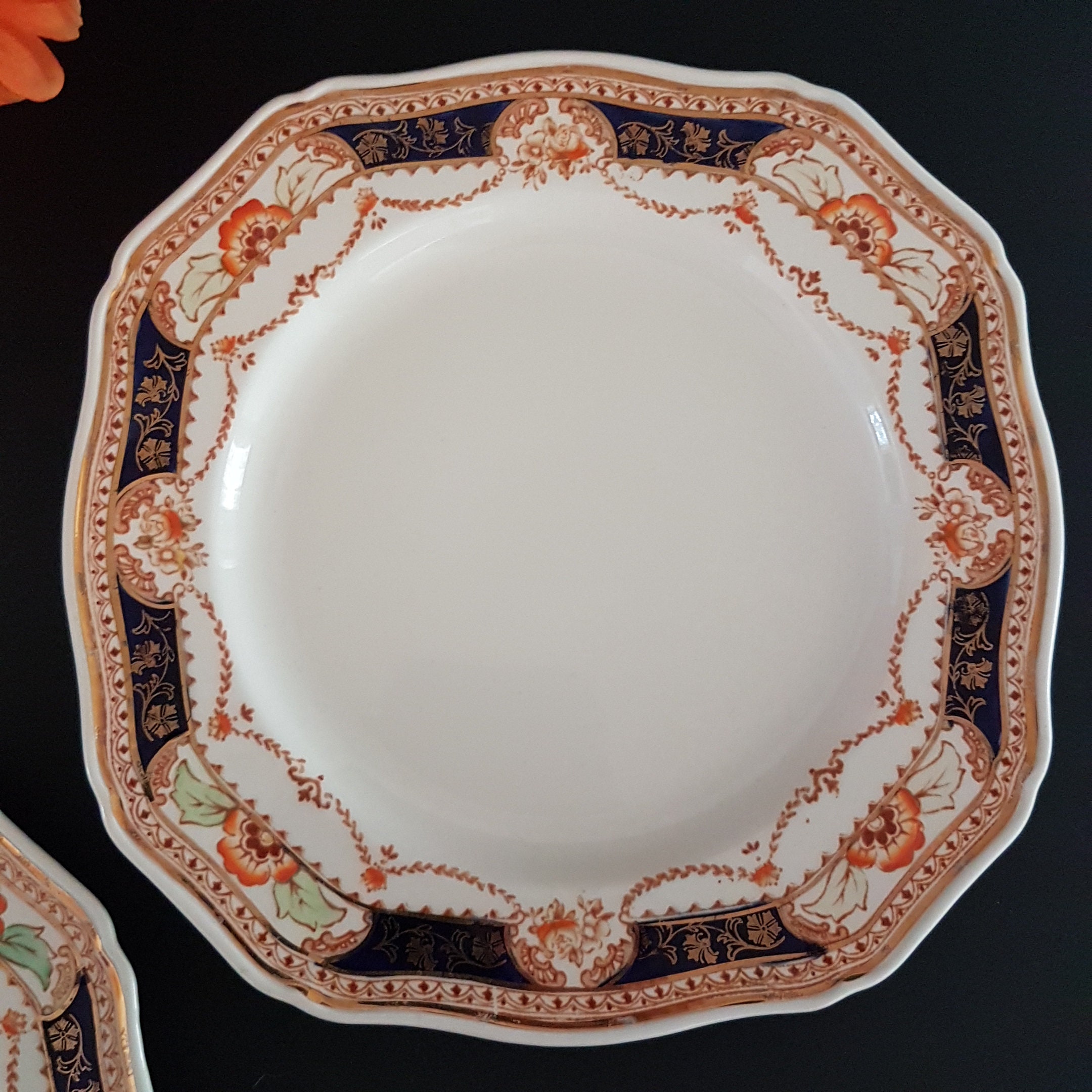 Alfred Meakin Royal Caledonia RDY1, Imari Square Dinner Plates 8 3/4