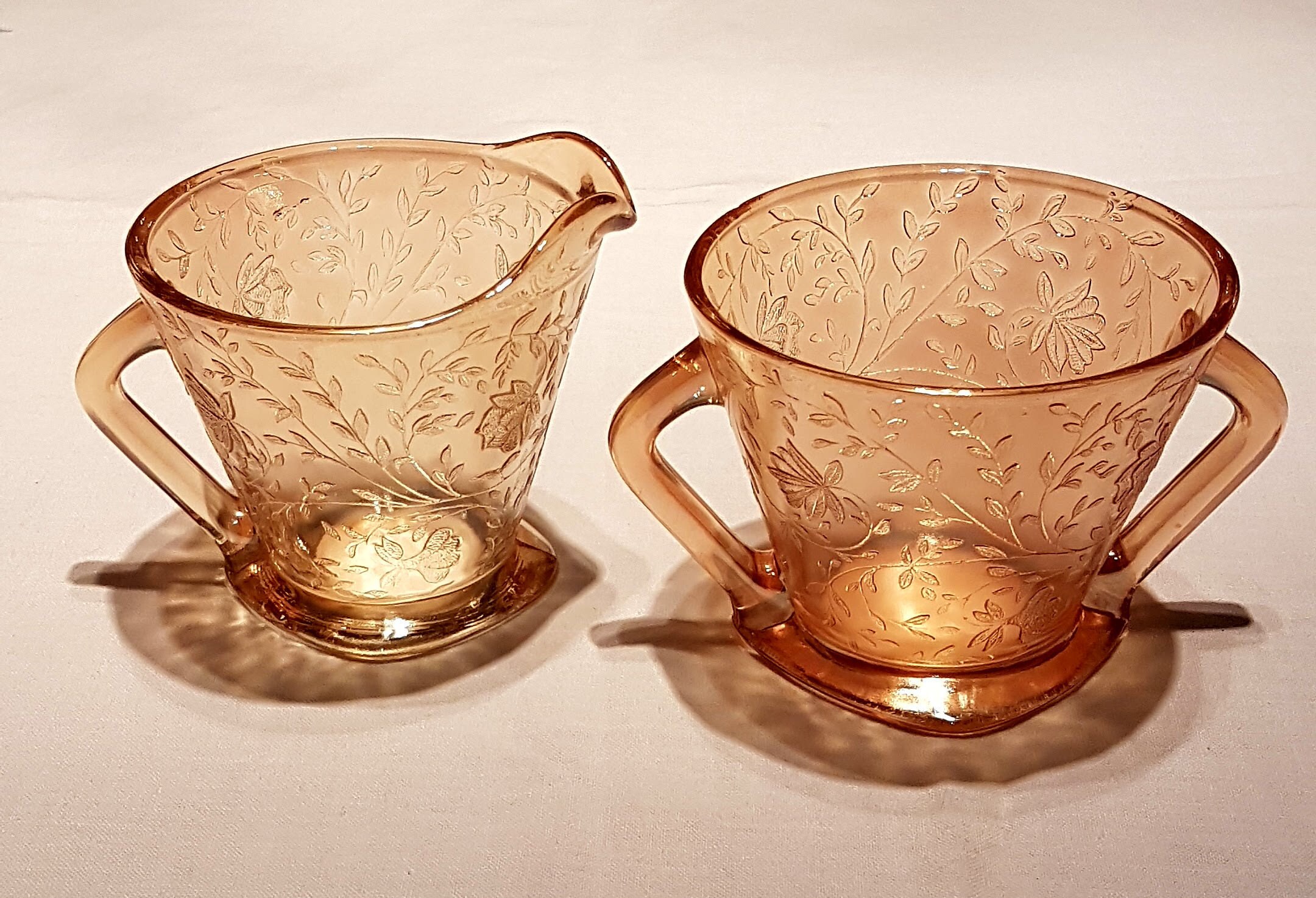 Vintage Carnival Glass Creamer & Sugar Set