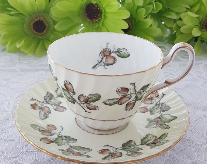 Vintage Foley China Tea Cup and Saucer, BOSCOBEL Pattern of Brown Acorn Nuts, Made in England