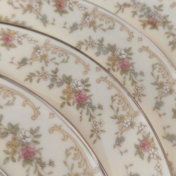 4-Piece Royal Doulton Diana Romance Collection Side Plates Set Bone China Floral Silver Trim