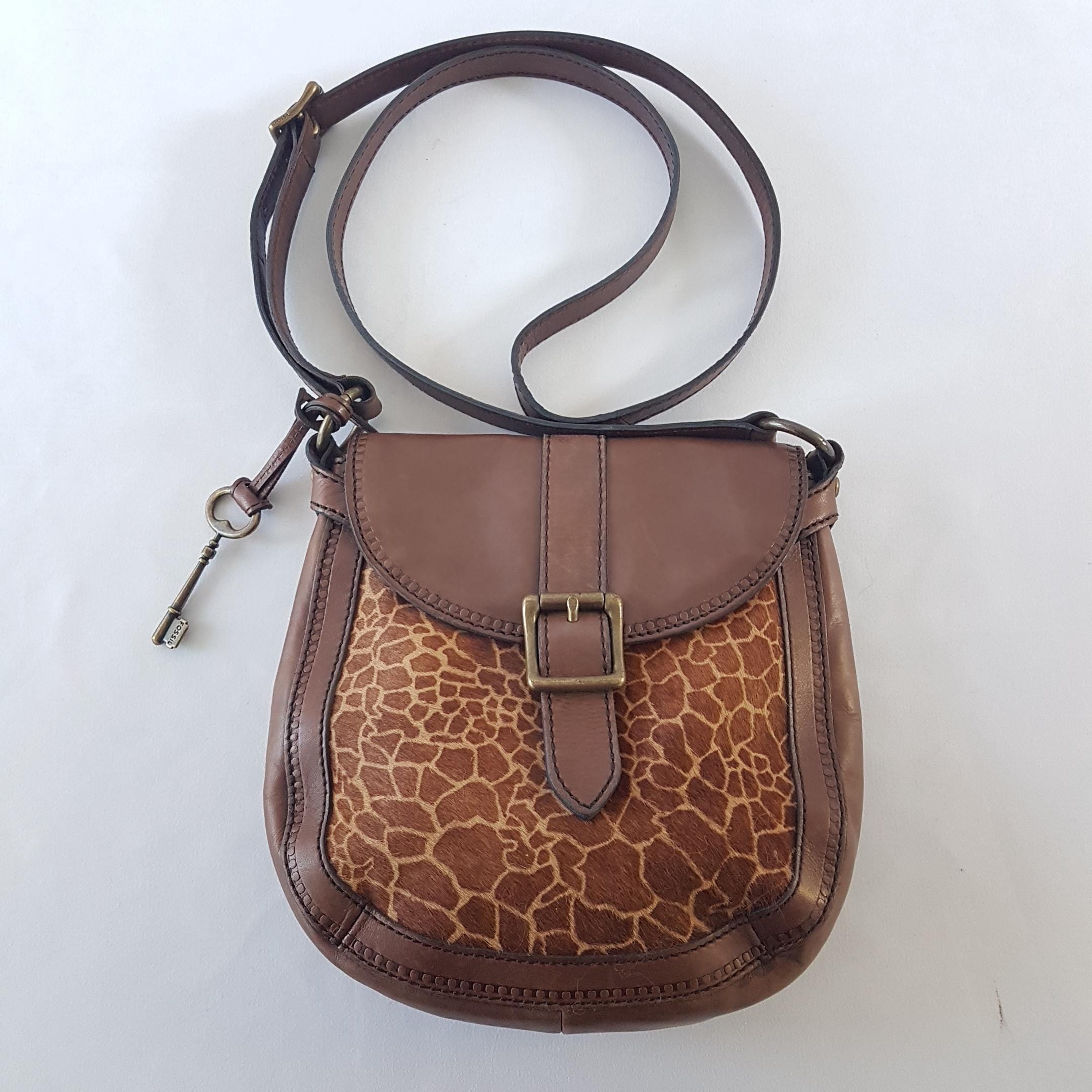 Vintage FOSSIL Brown Leather Crossbody Shoulder Bag With Adjustable Strap and Front Flap Etsy