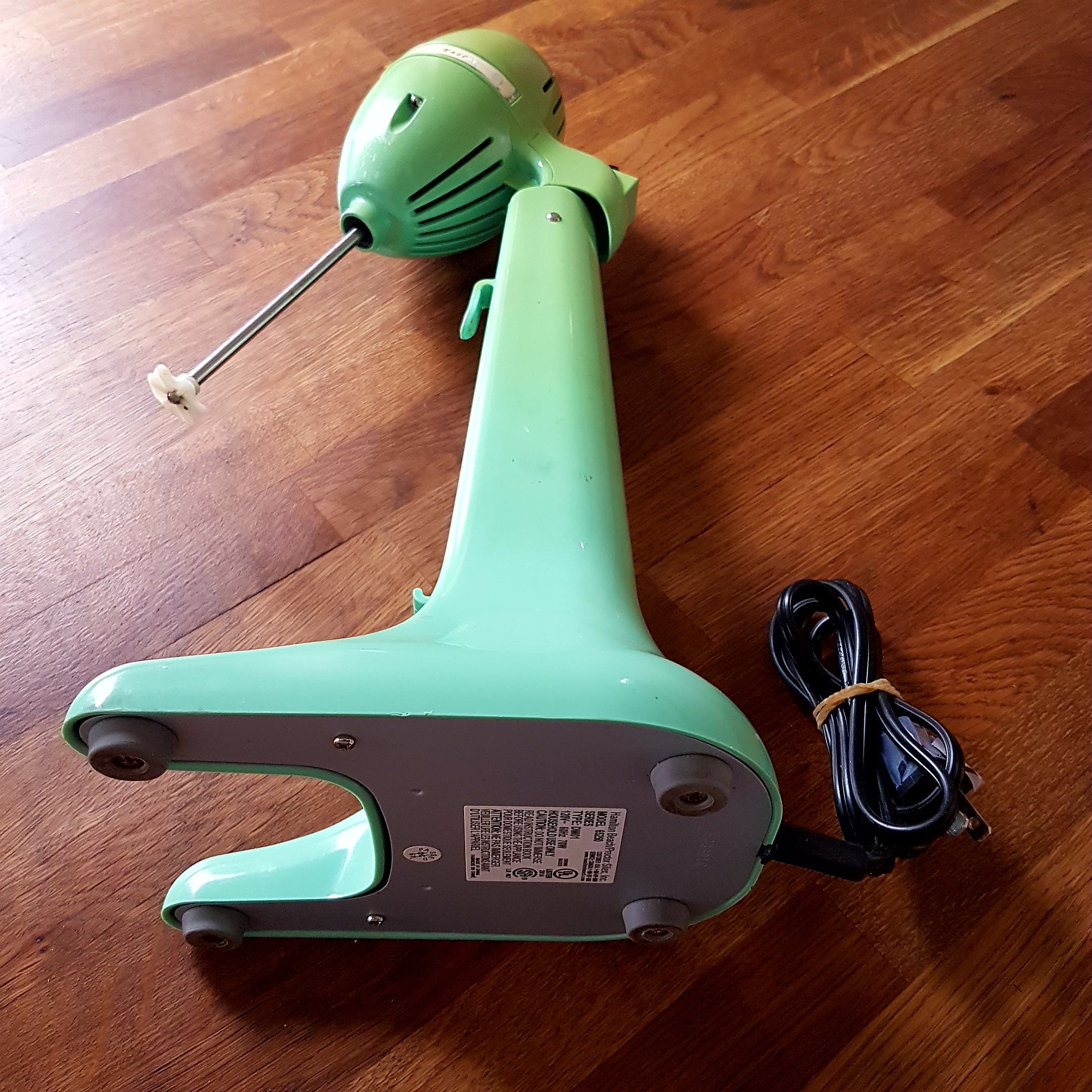 Vintage Hamilton Beach Drinkmaster / Milkshake Mixer / Mint Green