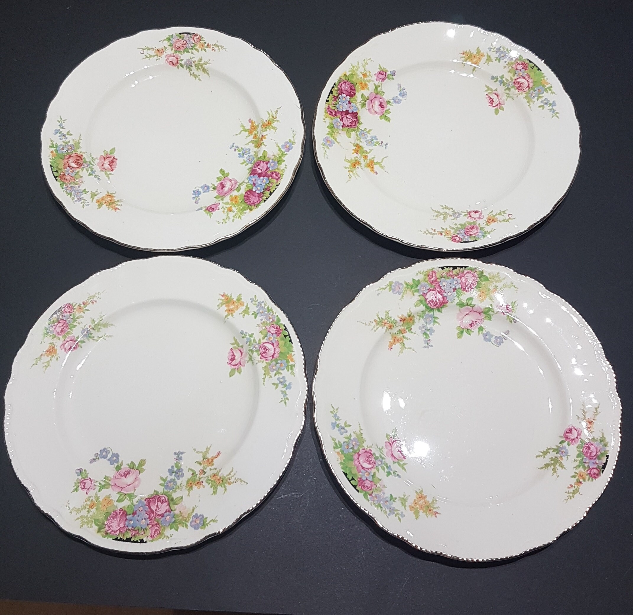 PICARDY ROSE Sovereign Potters Earthenware 8 Plates, Set of 4, Floral
