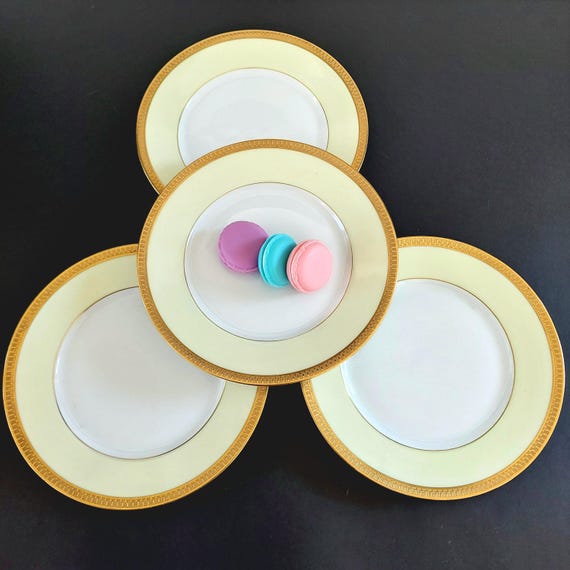 Set of 4 Vintage Hutschenreuther Selb LHS Bavaria "Favorite" Salad Plates