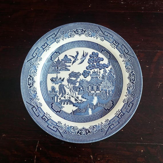 Blue Willow Churchill China England Vintage Ironstone Dinner Plate Set