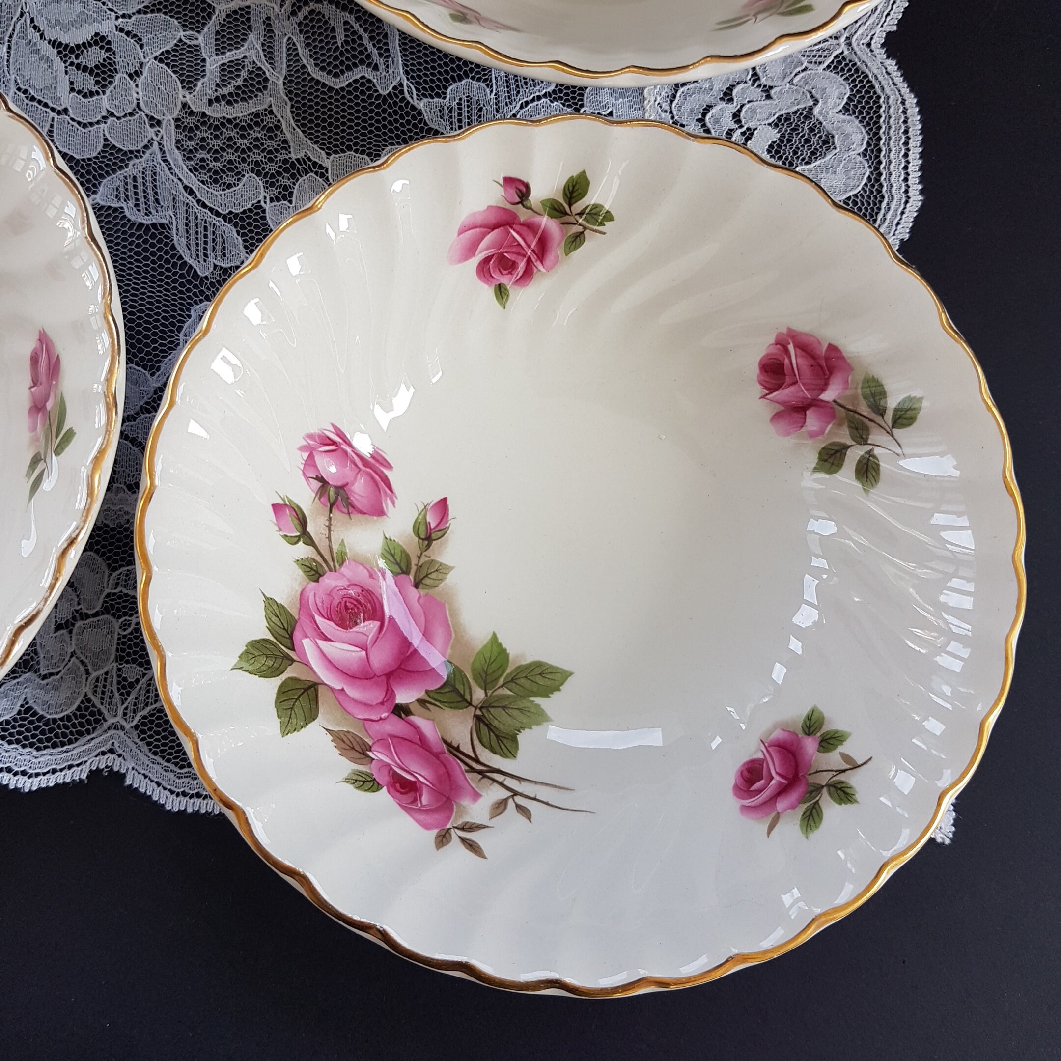 Johnson Brothers LYNMERE Ironstone Soup Bowl Set of 6 Pink Roses, Made