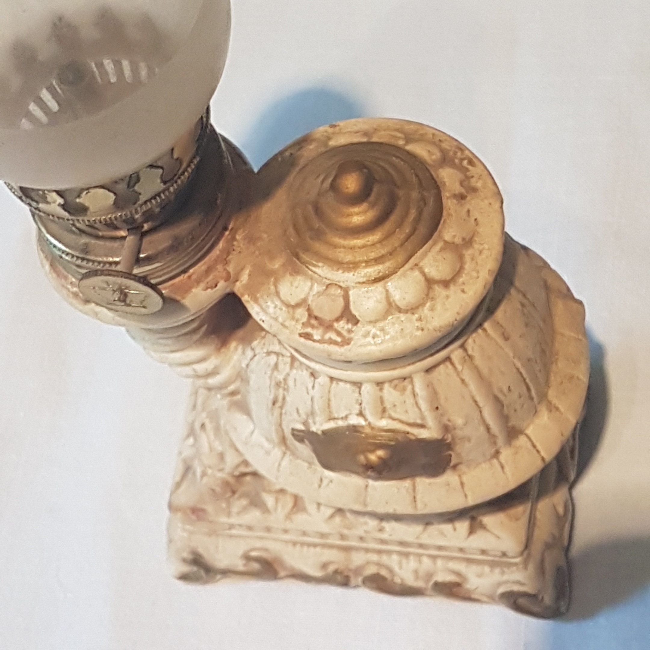 Mini Ceramic Pot Belly Stove Oil Lamp