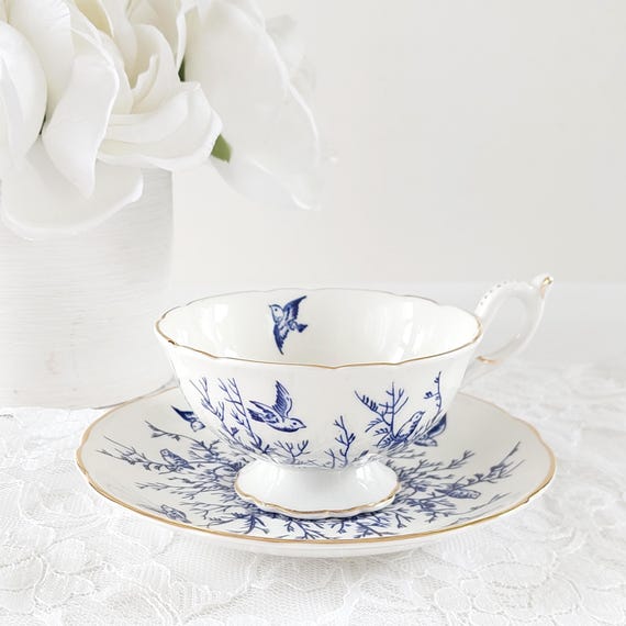 Vintage Coalport Blue Birds Twigs Teacup Saucer Pattern 8365 Bone China England Gold Trim