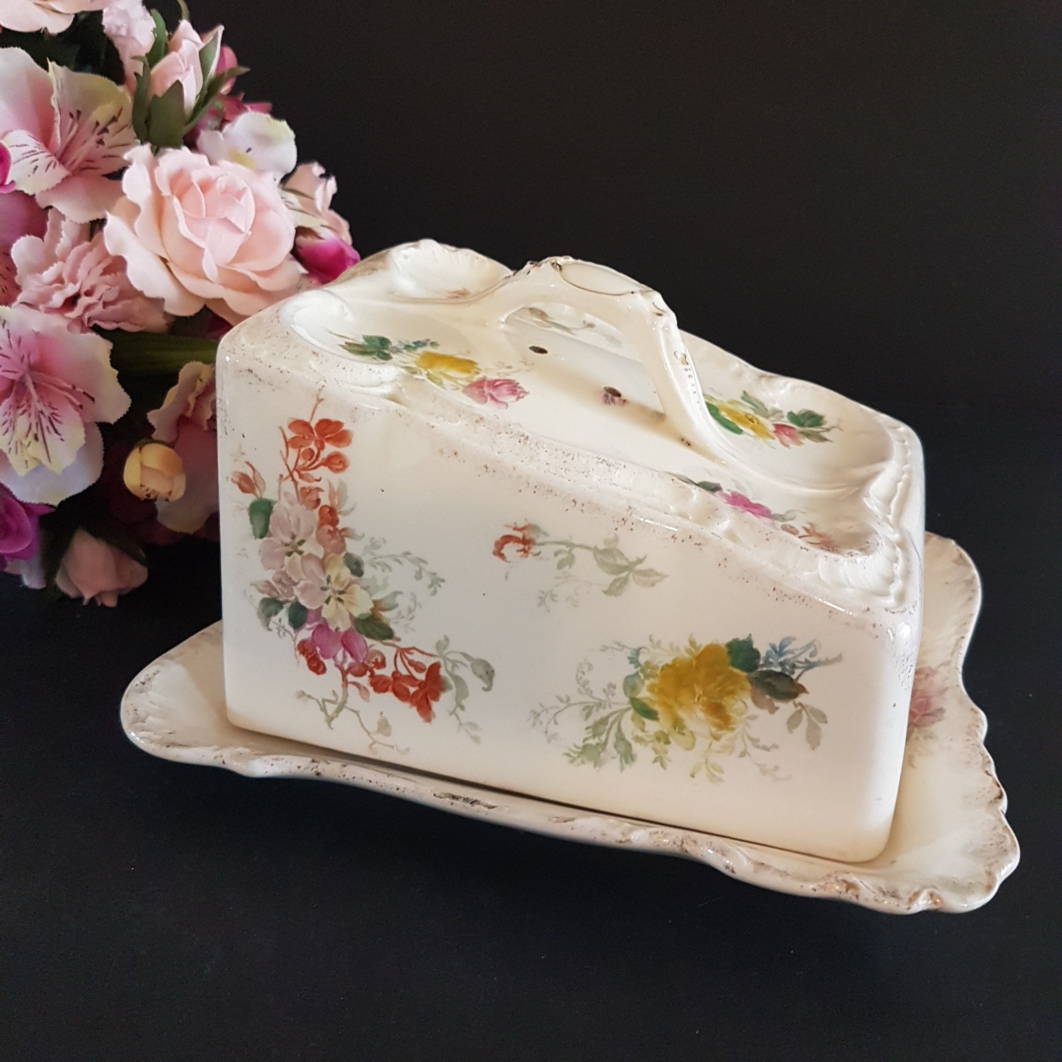 Antique Cheese Keeper, Franz Anton Mehlem Bonn Germany, Hand Painted