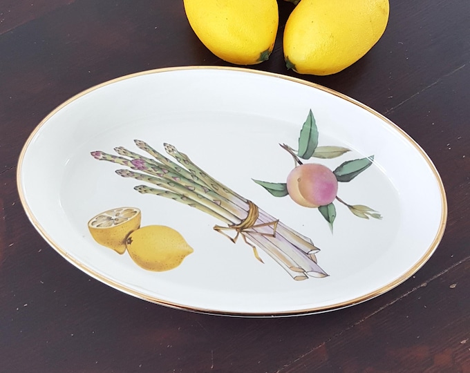 Royal Worcester EVESHAM Gold 10.5" Oval Baking Dish, Shape 30, Size 4