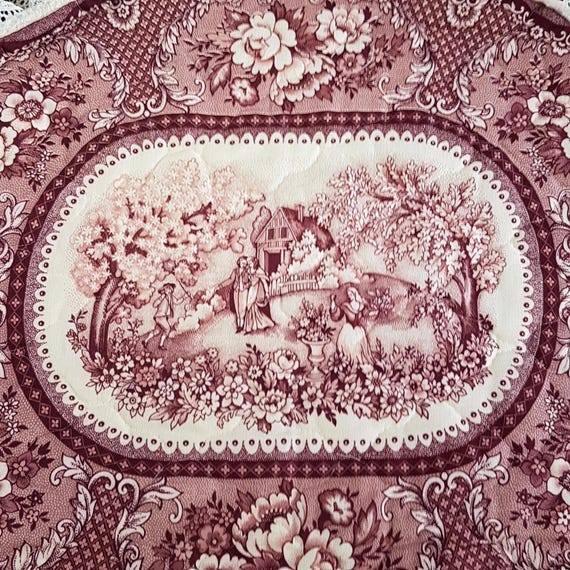 Vintage Oval Quilted Toile Fabric Placemats Set of 4 - Retro Kitchen Table Linens Decor