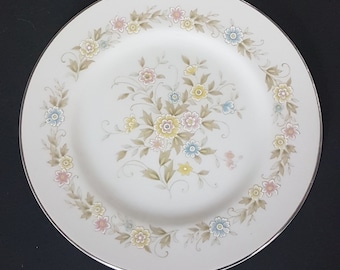 Vintage Dynasty Fine China Chantilly Dessert Plates - Set of 4 Floral Japanese Porcelain, Silver Trim - Bread & Butter Plates