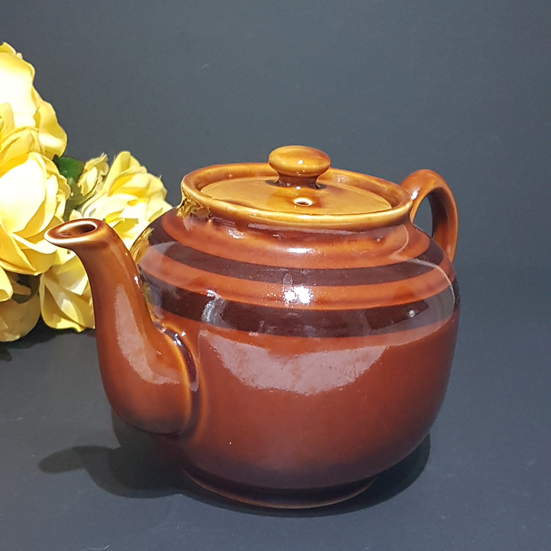 Vintage Sadler Brown Betty Teapot, Large Full Size, 7 Cup, Brown with