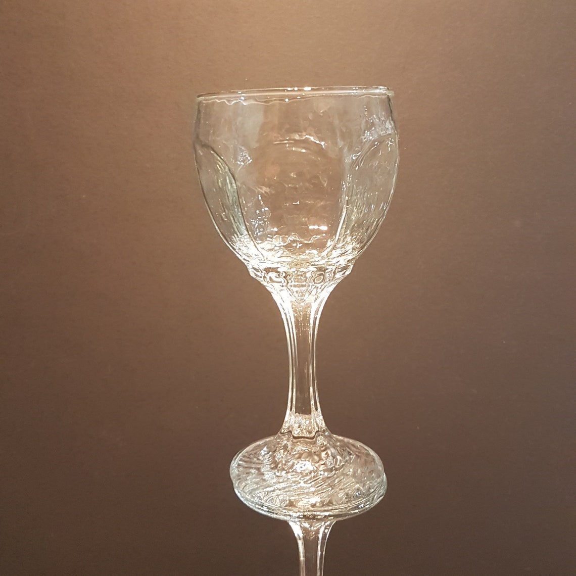 libbey chivalry wine glasses