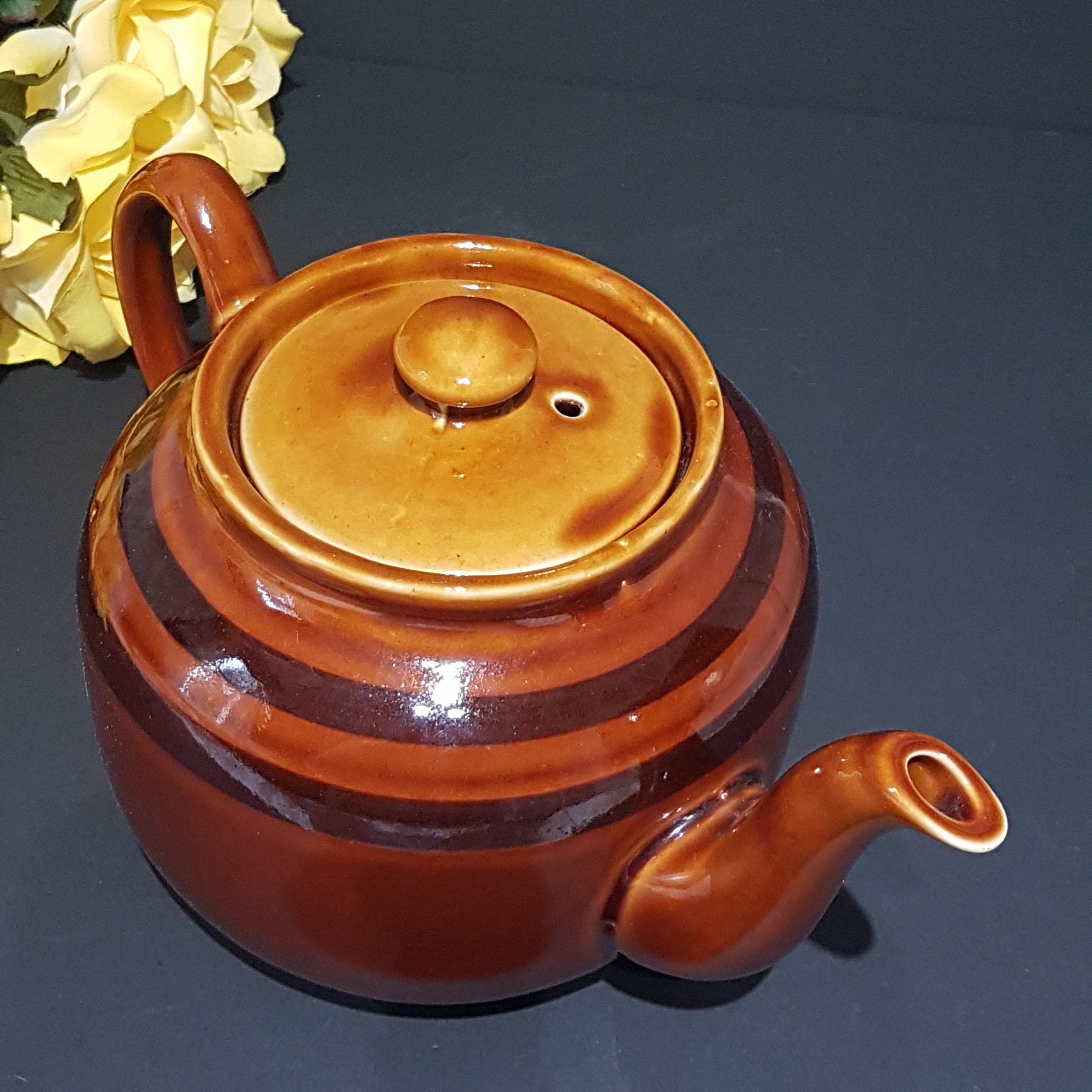 Vintage Sadler Brown Betty Teapot, Large Full Size, 7 Cup, Brown with