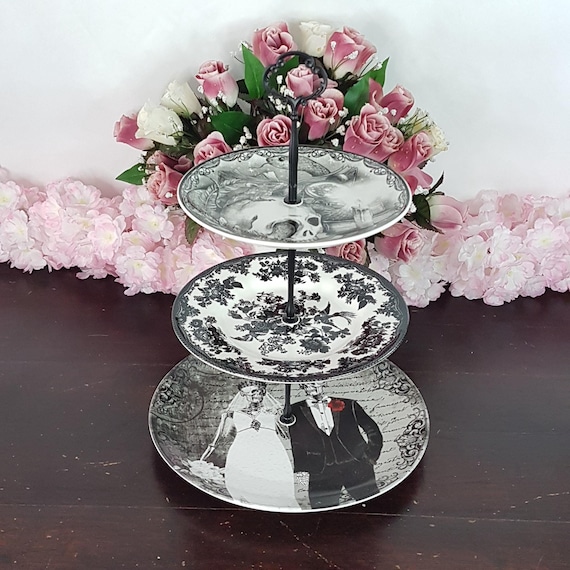 Skeleton Bride & Skull Gothic 3-Tier Cake Stand - Spooky Halloween Decor
