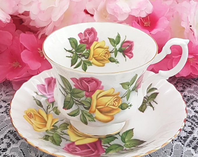 Vintage Royal Albert Floral Bone China Tea Cup Set - Elegant English Teatime Gift for Rose Lovers